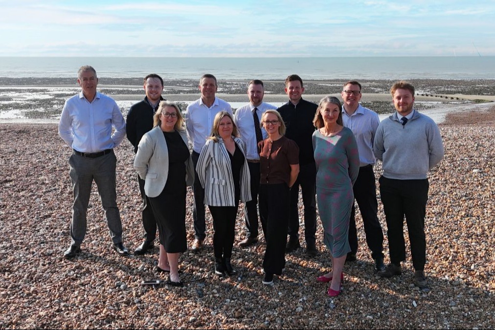 Team picture on the beach